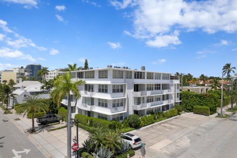 Condo in Palm Beach, Florida, 1 bedroom № 2246251