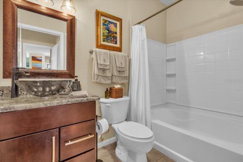 Condo in Bradenton, Florida, 1 bedroom № 2204456 - photo 20