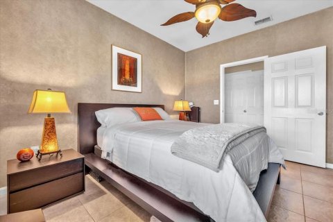 Condo in Bradenton, Florida, 1 bedroom № 2204456 - photo 19