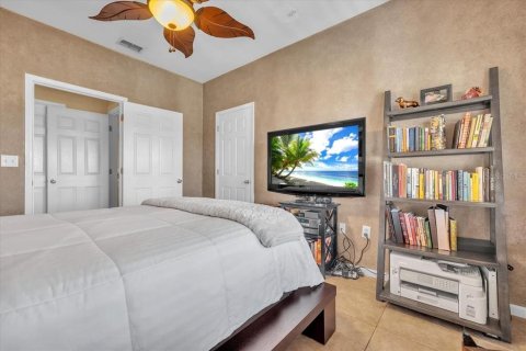 Condo in Bradenton, Florida, 1 bedroom № 2204456 - photo 18