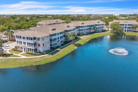 Condo in Bradenton, Florida, 1 bedroom № 2204456