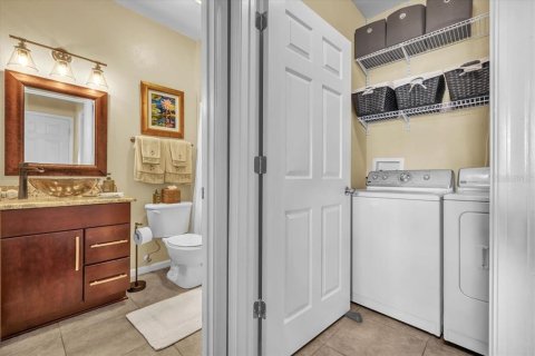 Condo in Bradenton, Florida, 1 bedroom № 2204456 - photo 21