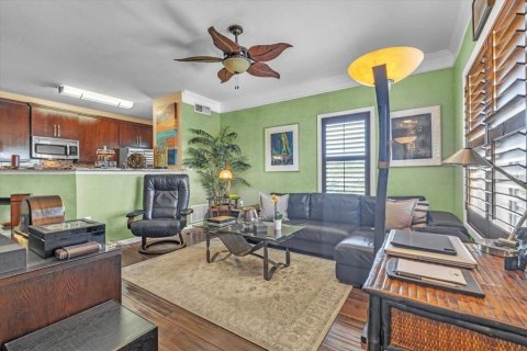 Condo in Bradenton, Florida, 1 bedroom № 2204456 - photo 8