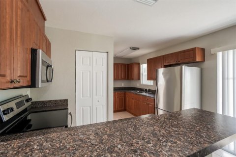 Villa ou maison à louer à Lehigh Acres, Floride: 4 chambres, 133.87 m2 № 2379354 - photo 6