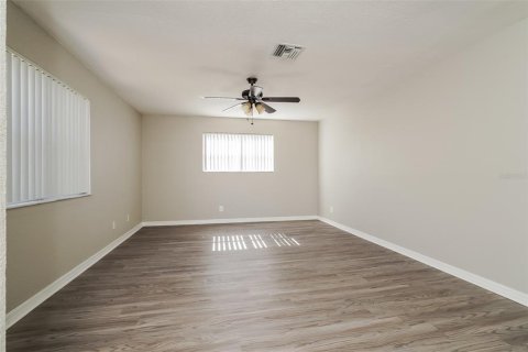 Villa ou maison à louer à Lehigh Acres, Floride: 4 chambres, 133.87 m2 № 2379354 - photo 2