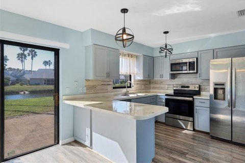 Adosado en venta en Bradenton, Florida, 3 dormitorios, 134.62 m2 № 1519340 - foto 8