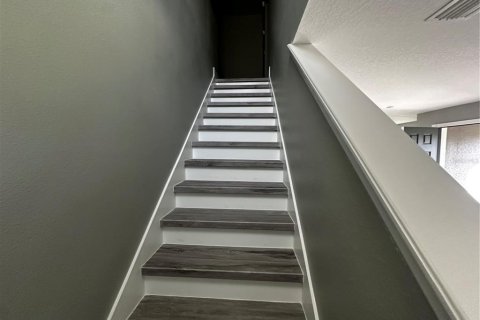 Casa en venta en Orlando, Florida, 3 dormitorios, 157.66 m2 № 1912200 - foto 7