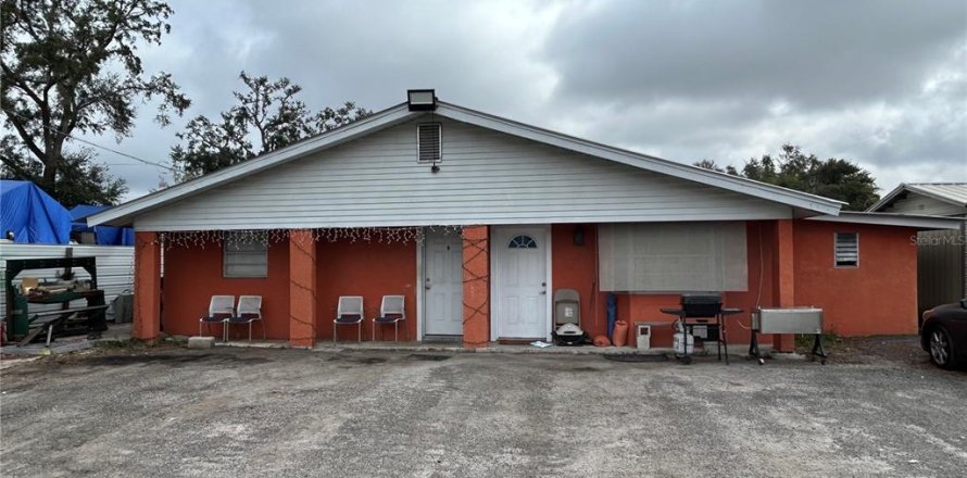 Immobilier commercial à Tampa, Floride 124.49 m2 № 1778700