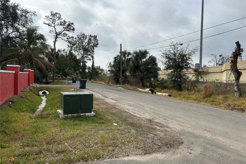Immobilier commercial à vendre à Tampa, Floride: 124.49 m2 № 1778700 - photo 5