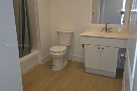 Снять в аренду кондоминиум в Корал-Гейблс, Флорида 1 спальня, 74.14м2, № 1943747 - фото 10