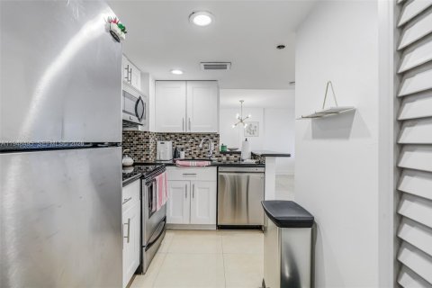 Copropriété à vendre à Miami, Floride: 1 chambre, 68.28 m2 № 2004222 - photo 11
