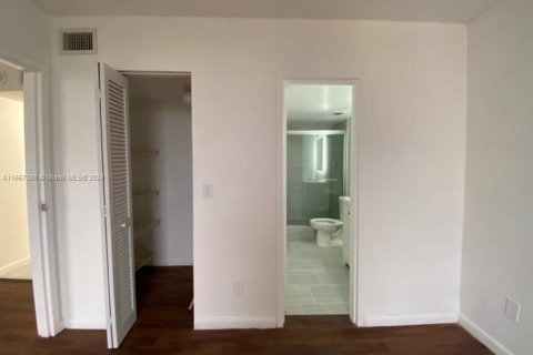 Copropriété à vendre à North Miami, Floride: 2 chambres, 83.61 m2 № 1861778 - photo 22