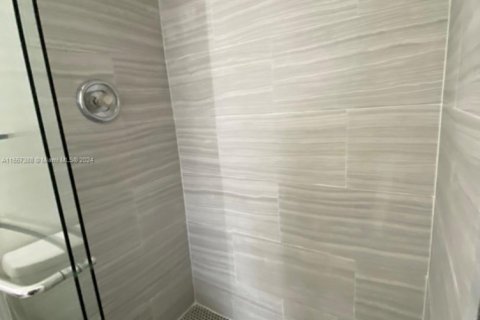 Copropriété à vendre à North Miami, Floride: 2 chambres, 83.61 m2 № 1861778 - photo 12