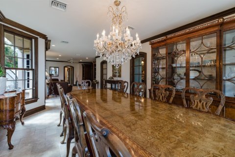 Casa en venta en Jupiter Island, Florida, 7 dormitorios, 680.32 m2 № 2246458 - foto 23