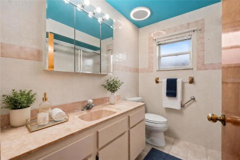 Villa ou maison à vendre à New Port Richey, Floride: 3 chambres, 174.1 m2 № 2285439 - photo 30
