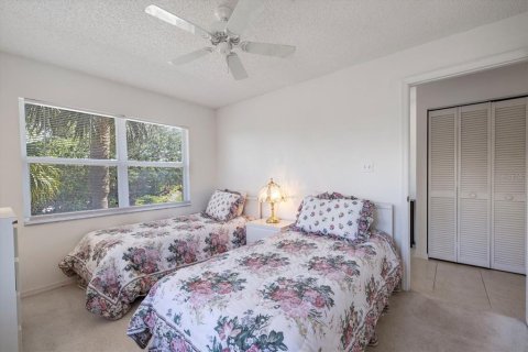 Condo in Venice, Florida, 2 bedrooms № 2106389 - photo 26