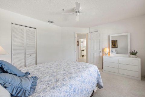 Condo in Venice, Florida, 2 bedrooms № 2106389 - photo 25