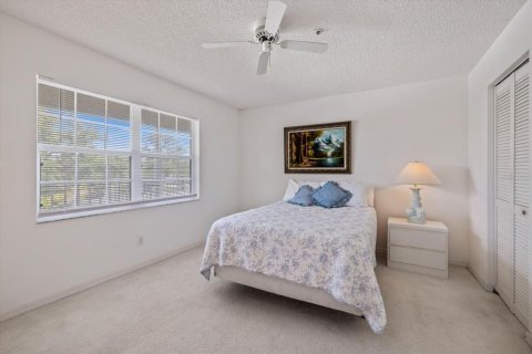 Condo in Venice, Florida, 2 bedrooms № 2106389 - photo 19