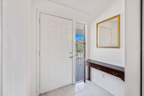 Condo in Venice, Florida, 2 bedrooms № 2106389 - photo 9