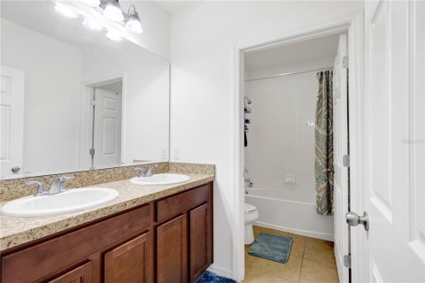 House in Kissimmee, Florida 4 bedrooms, 157.84 sq.m. № 2097424 - photo 12