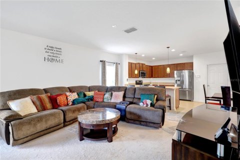 House in Kissimmee, Florida 4 bedrooms, 157.84 sq.m. № 2097424 - photo 15