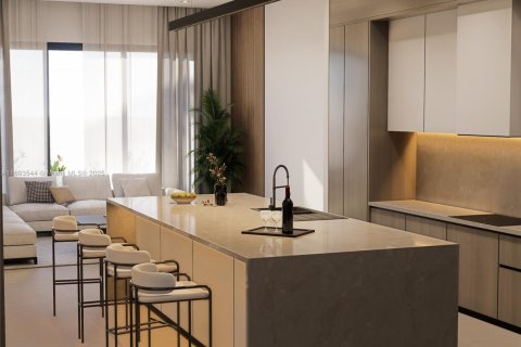 Casa en venta en North Miami, Florida, 6 dormitorios, 570.98 m2 № 2015025 - foto 11