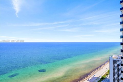 Condo à Hallandale Beach, Floride, 2 chambres № 2339854