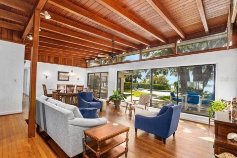 Villa ou maison à vendre à Ormond Beach, Floride: 3 chambres, 340.67 m2 № 2198694 - photo 4