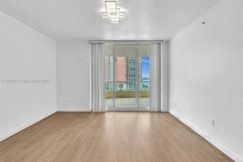 Condominio en alquiler en Aventura, Florida, 2 dormitorios, 162.58 m2 № 1799178 - foto 30