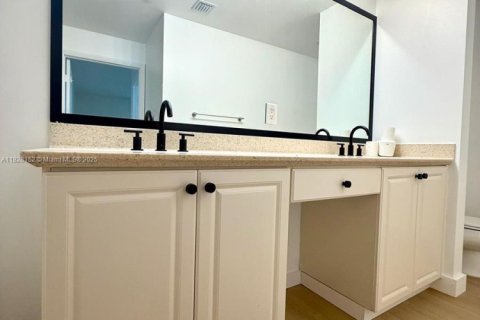 Condominio en alquiler en Aventura, Florida, 2 dormitorios, 162.58 m2 № 1799178 - foto 13