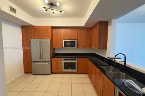 Condominio en alquiler en Aventura, Florida, 2 dormitorios, 162.58 m2 № 1799178 - foto 7