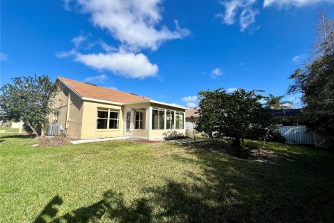 House in Wesley Chapel, Florida 3 bedrooms, 139.82 sq.m. № 2258895 - photo 21