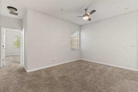 Townhouse in Windermere, Florida 2 bedrooms, 114.46 sq.m. № 2223070 - photo 23