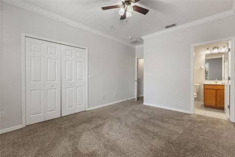 Townhouse in Windermere, Florida 2 bedrooms, 114.46 sq.m. № 2223070 - photo 14
