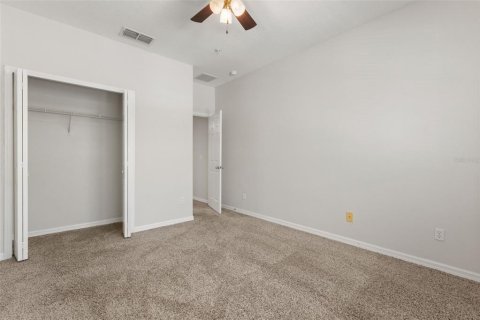 Townhouse in Windermere, Florida 2 bedrooms, 114.46 sq.m. № 2223070 - photo 20