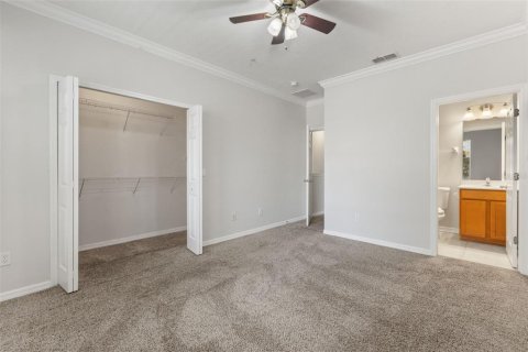 Townhouse in Windermere, Florida 2 bedrooms, 114.46 sq.m. № 2223070 - photo 15