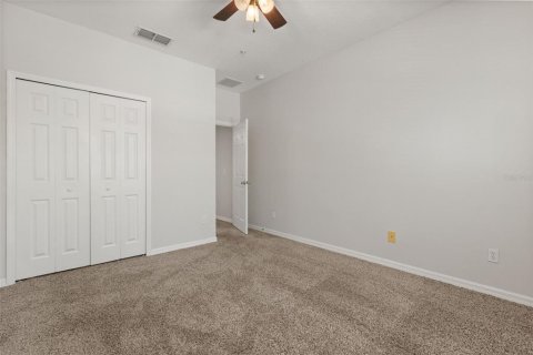 Townhouse in Windermere, Florida 2 bedrooms, 114.46 sq.m. № 2223070 - photo 19