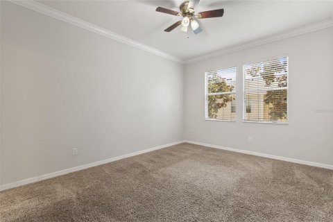 Townhouse in Windermere, Florida 2 bedrooms, 114.46 sq.m. № 2223070 - photo 13