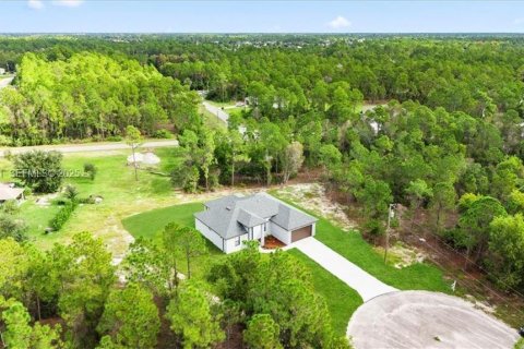 Купить виллу или дом в Лихай-Эйкерс, Флорида 4 спальни, № 1987068 - фото 7