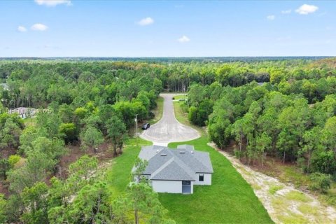 Купить виллу или дом в Лихай-Эйкерс, Флорида 4 спальни, № 1987068 - фото 10