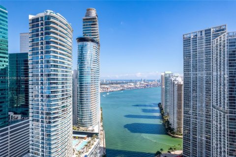 Condominio en venta en Miami, Florida, 2 dormitorios, 139.35 m2 № 1857421 - foto 1