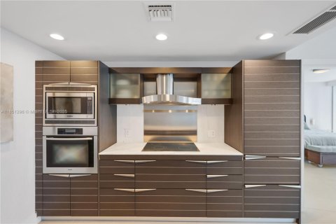 Condominio en venta en Miami, Florida, 2 dormitorios, 139.35 m2 № 1857421 - foto 30