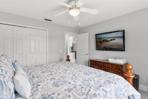 Casa en venta en Lady Lake, Florida, 3 dormitorios, 176.05 m2 № 1690029 - foto 29