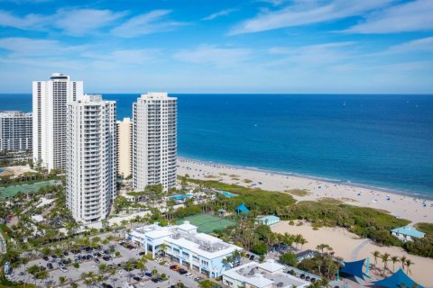 Condominio en venta en Riviera Beach, Florida, 2 dormitorios, 160.26 m2 № 2241730 - foto 26