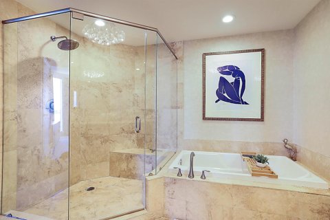 Condominio en venta en Riviera Beach, Florida, 2 dormitorios, 160.26 m2 № 2241730 - foto 14