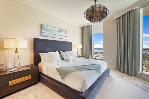 Condominio en venta en Riviera Beach, Florida, 2 dormitorios, 160.26 m2 № 2241730 - foto 11