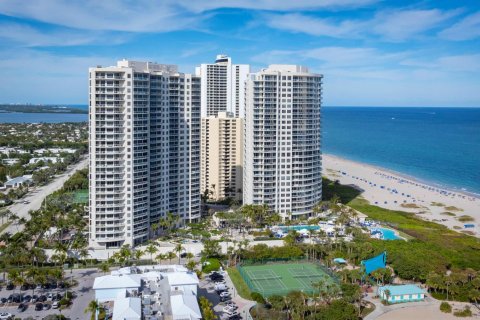 Condominio en venta en Riviera Beach, Florida, 2 dormitorios, 160.26 m2 № 2241730 - foto 27