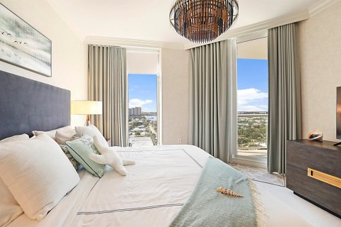 Condominio en venta en Riviera Beach, Florida, 2 dormitorios, 160.26 m2 № 2241730 - foto 12