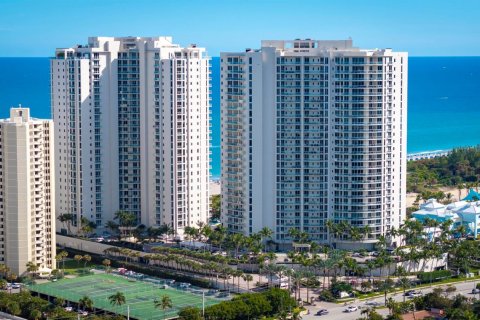 Condominio en venta en Riviera Beach, Florida, 2 dormitorios, 160.26 m2 № 2241730 - foto 30