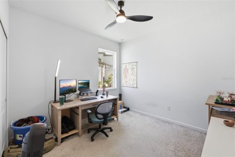 House in Riverview, Florida 5 bedrooms, 391.68 sq.m. № 2223788 - photo 21